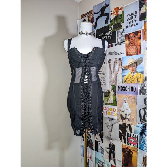 Oh Polly Corset Dress - Picture 1 of 6